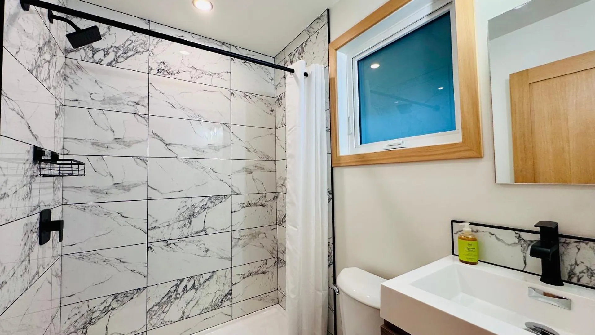 Elkhorn Lodge Vacation Rentals Banff