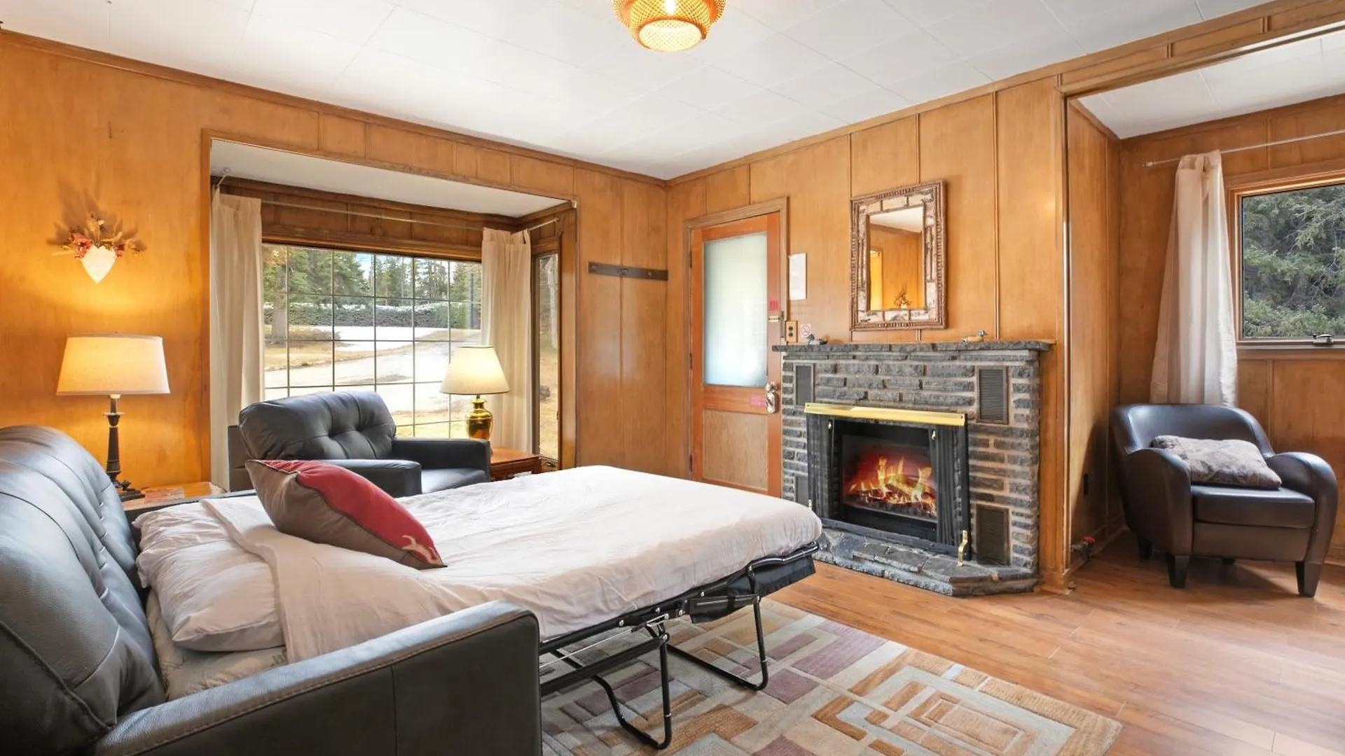 Elkhorn Lodge Vacation Rentals Banff